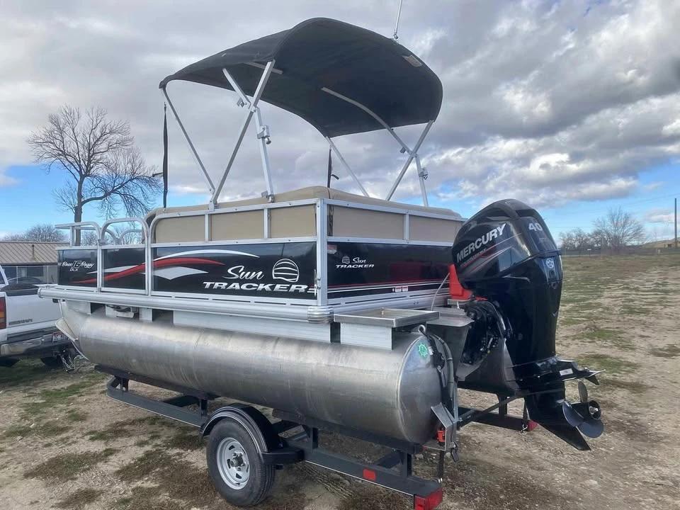 2017 Sun Tracker Bass Buggy 16