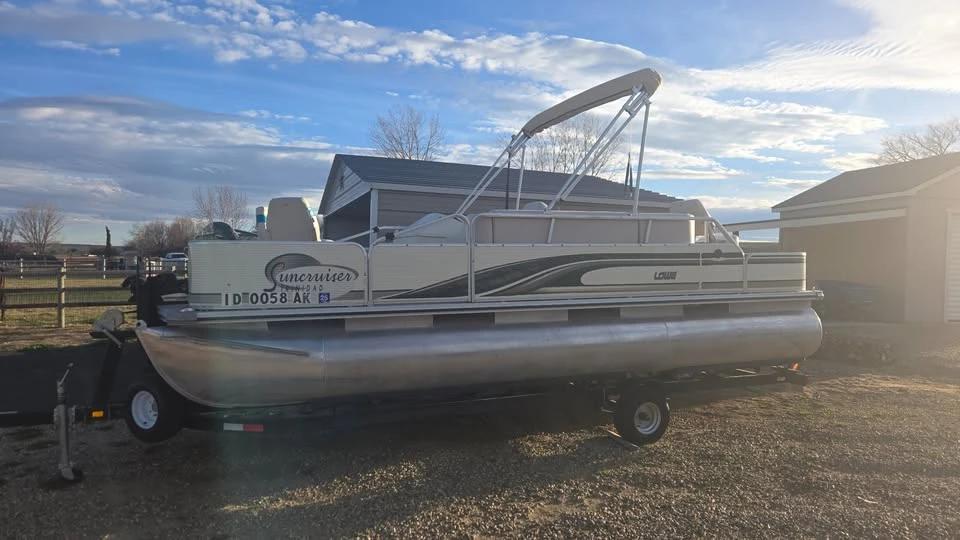 2000 Lowe aSuncruiser Trinidad