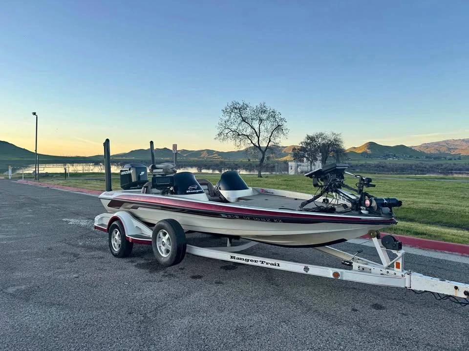 2001 Ranger 518 DVX
