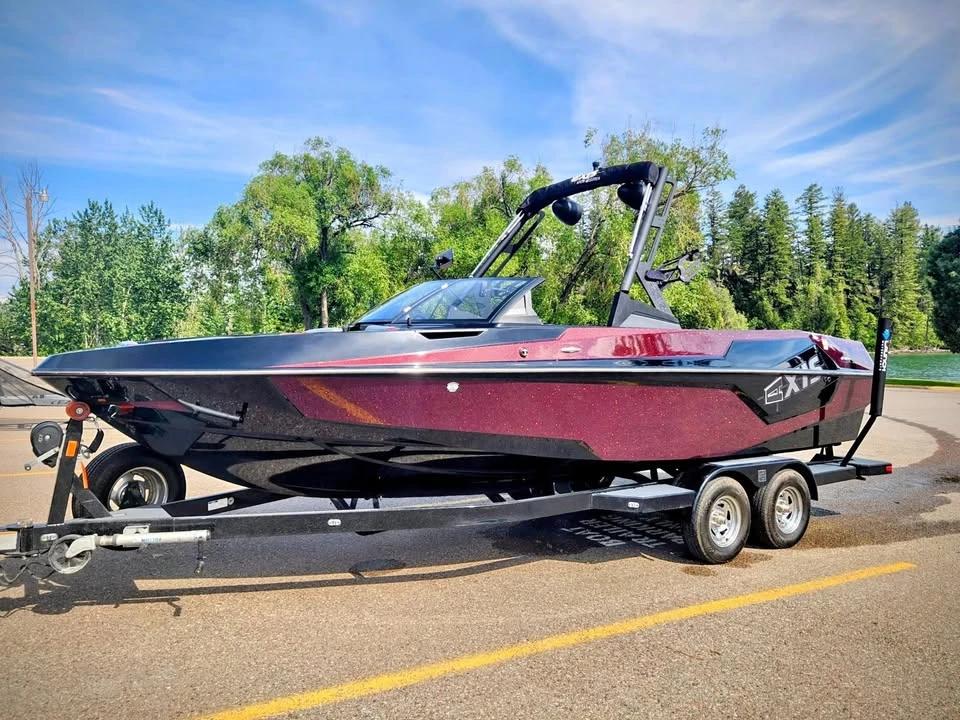 2020 Malibu AXS T23