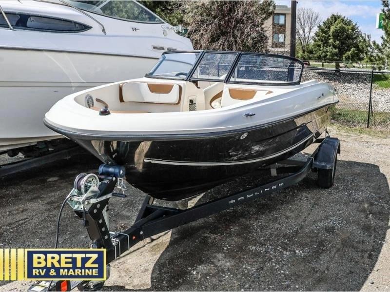 2019 Bayliner VR4
