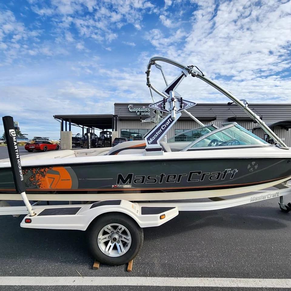 2007 MasterCraft X7