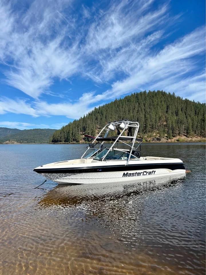 2000 MasterCraft ProStar 205