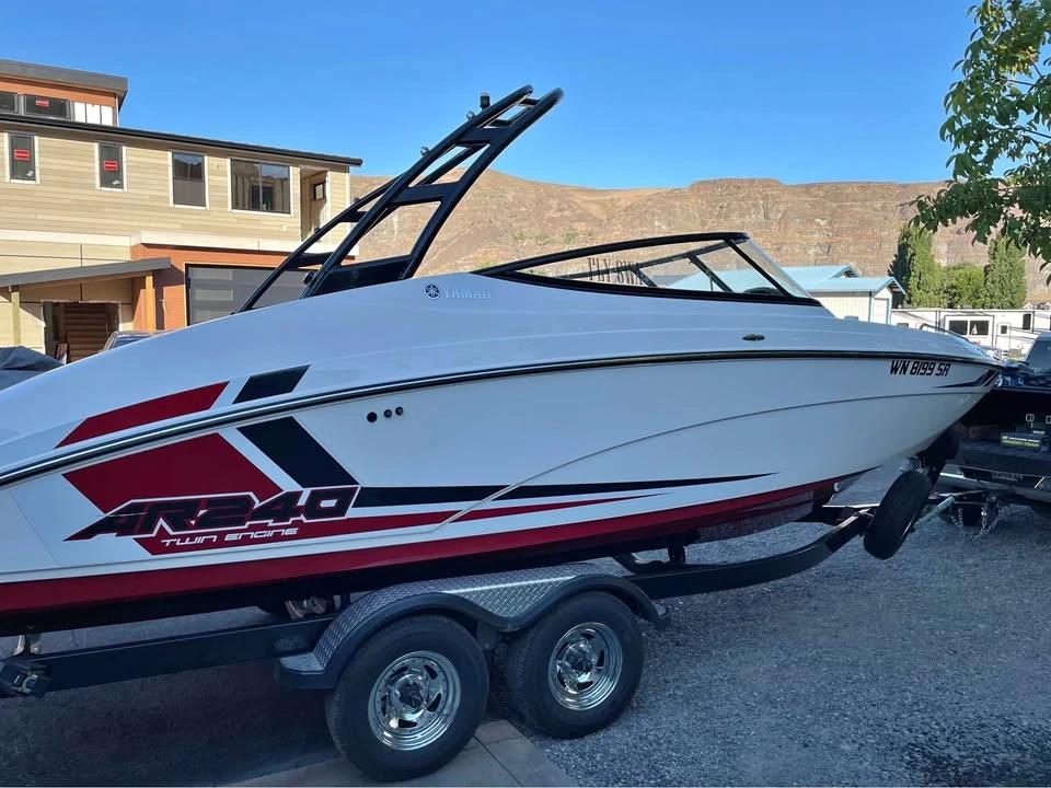 2017 YAMAHA AR240 AR240