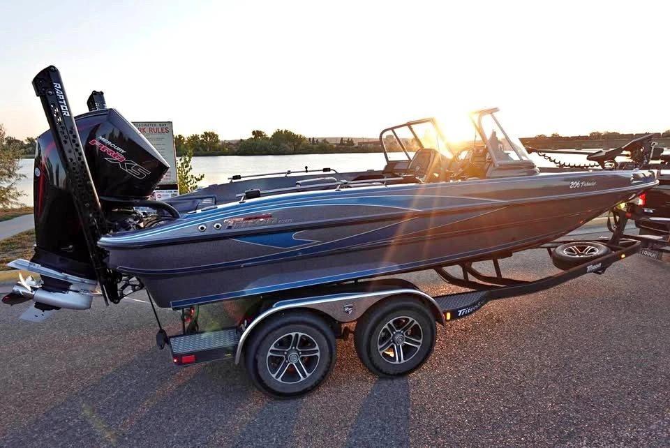2023 Triton Fishunter 206 w/ 300 ProXS