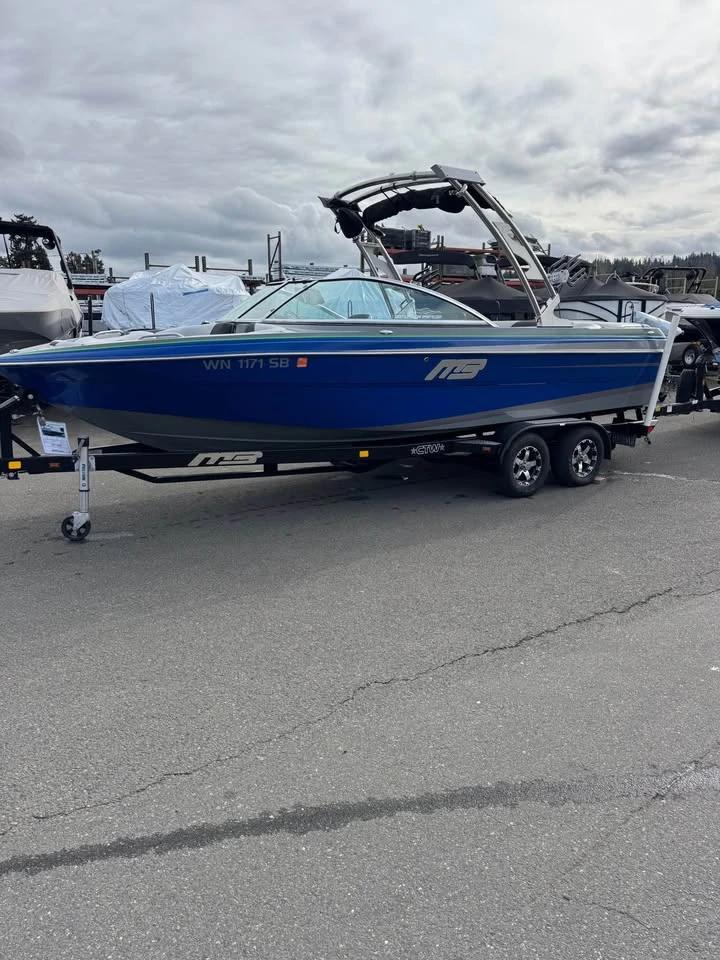 2014 MB B52 23 B52 23