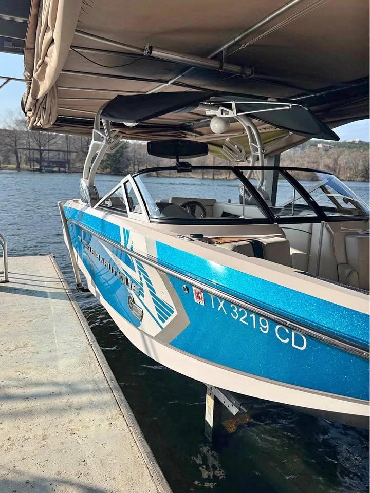 2014 Nautique G23