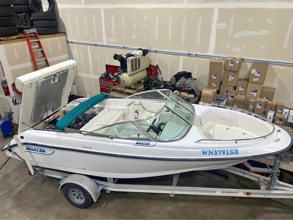 1996 Boston whaler rage 18 Rage 18
