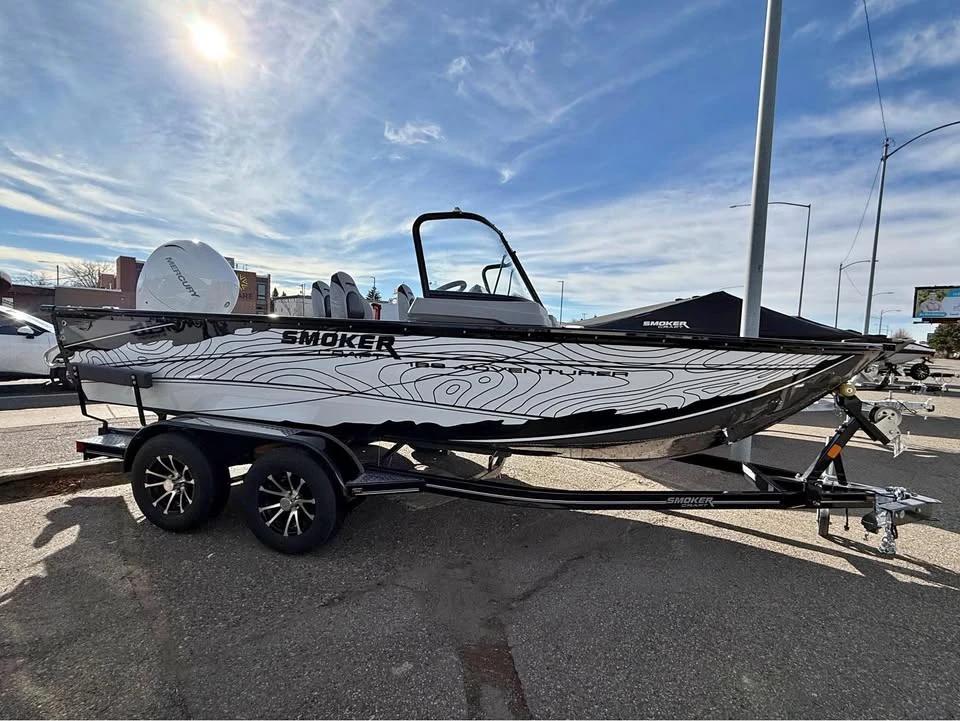 2026 Smoker Craft Adventure 188 DC