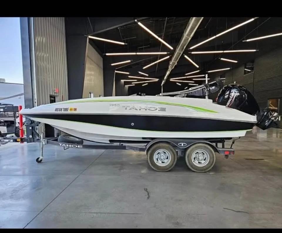 2020 Tracker Tahoe 1950