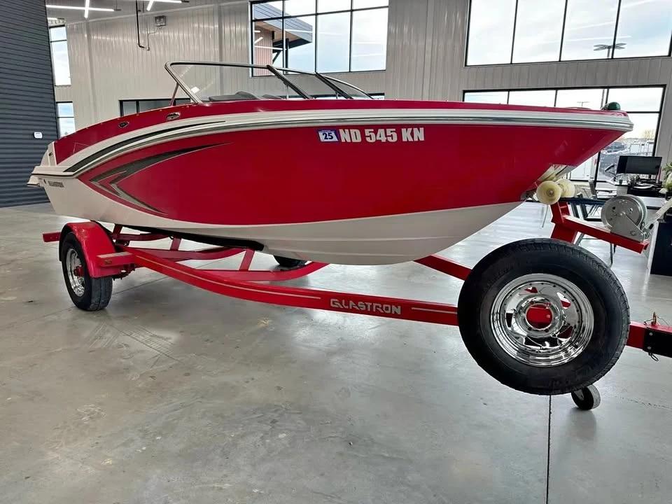 2016 Glastron T 185