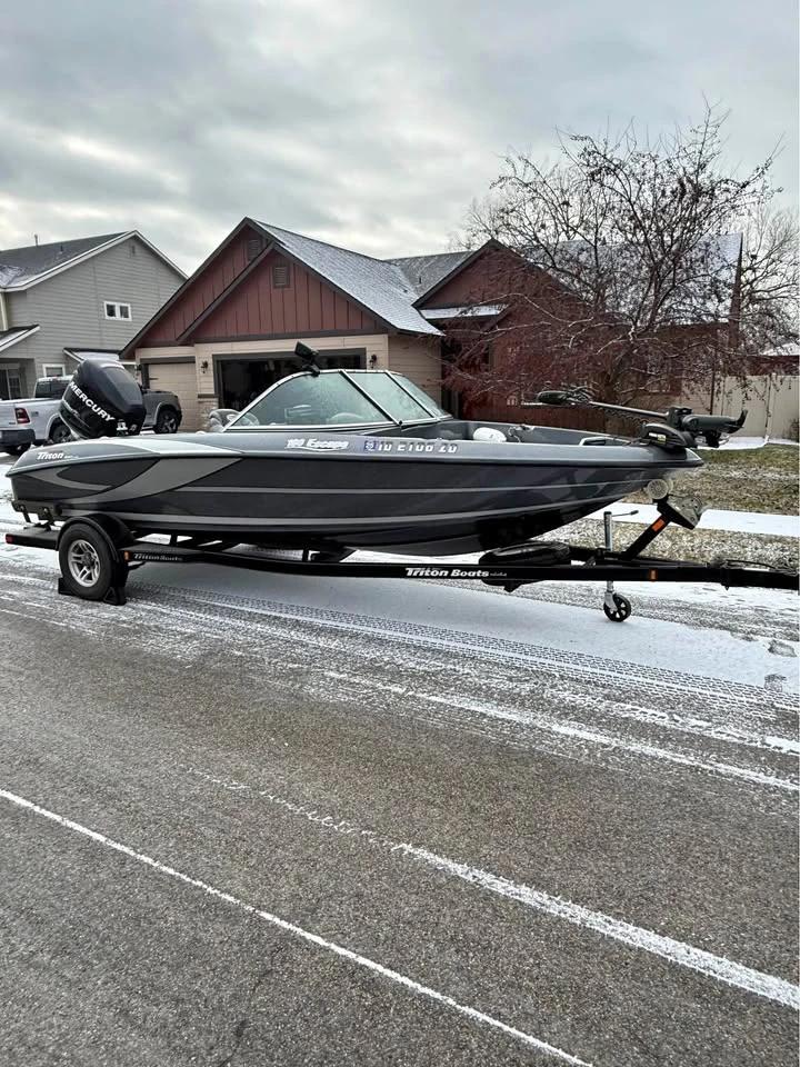 2011 Triton 190 Escape