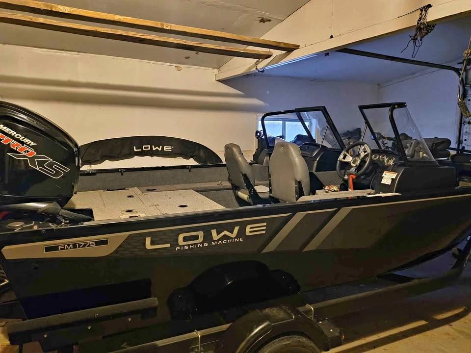 2024 Lowe Fishing Machine 1775