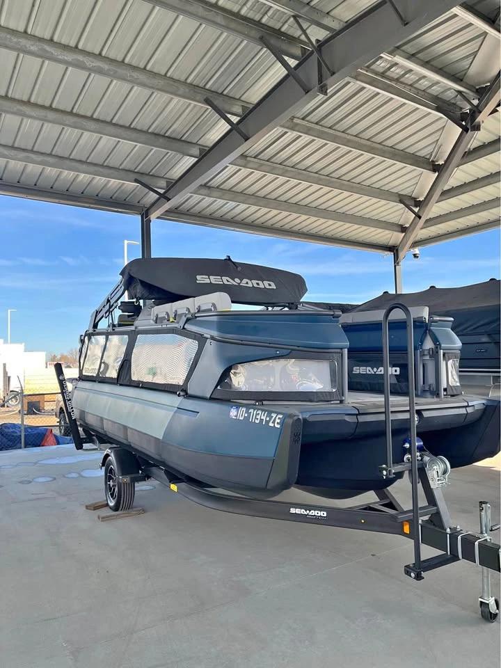 2025 Sea-Doo Switch Limited