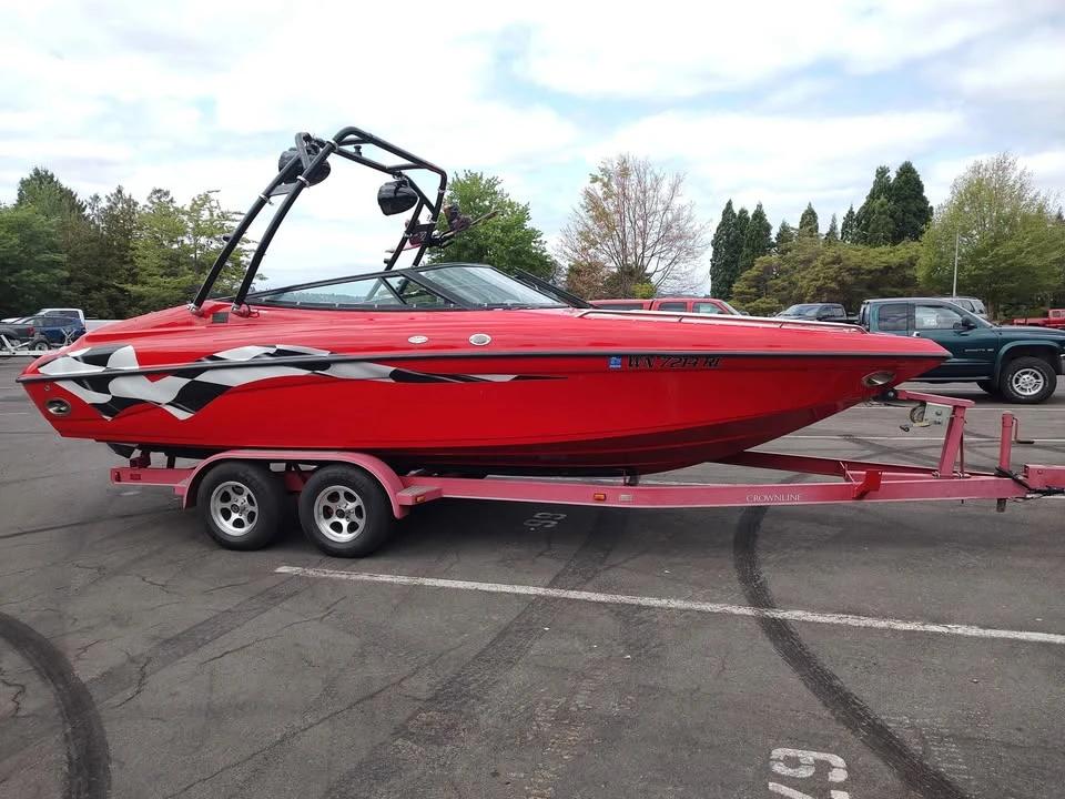 2000 Crownline 225 limited edition