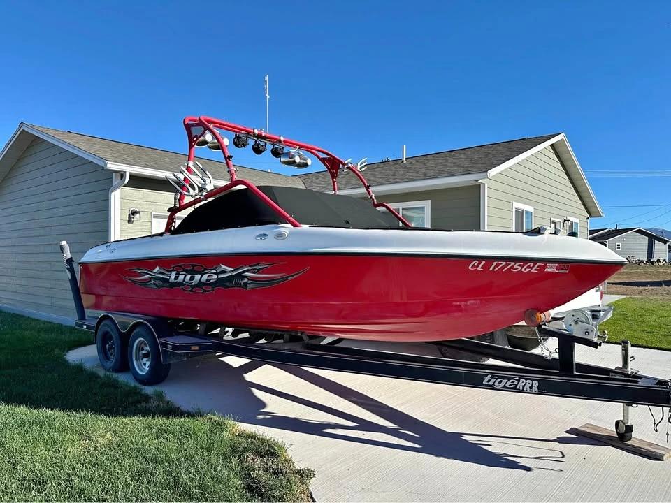 2004 Tige 22V
