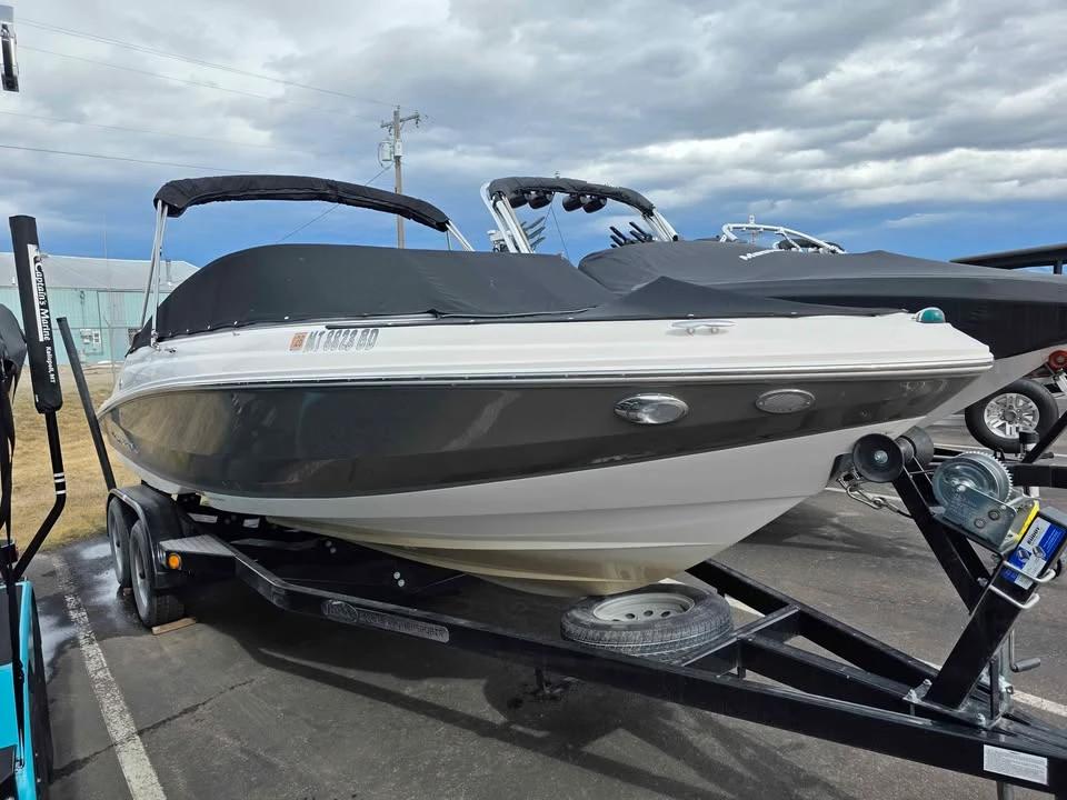 2018 Regal 21 OBX