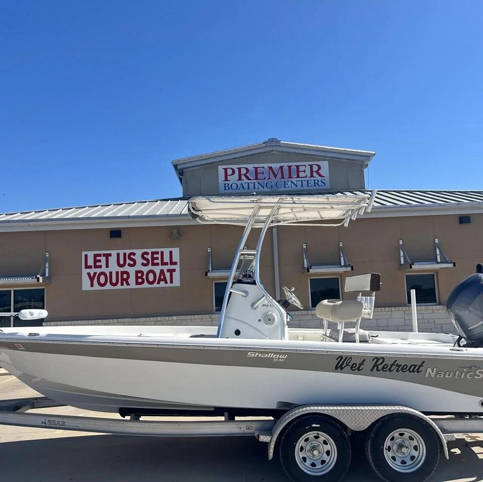 2015 Nautic Star 214