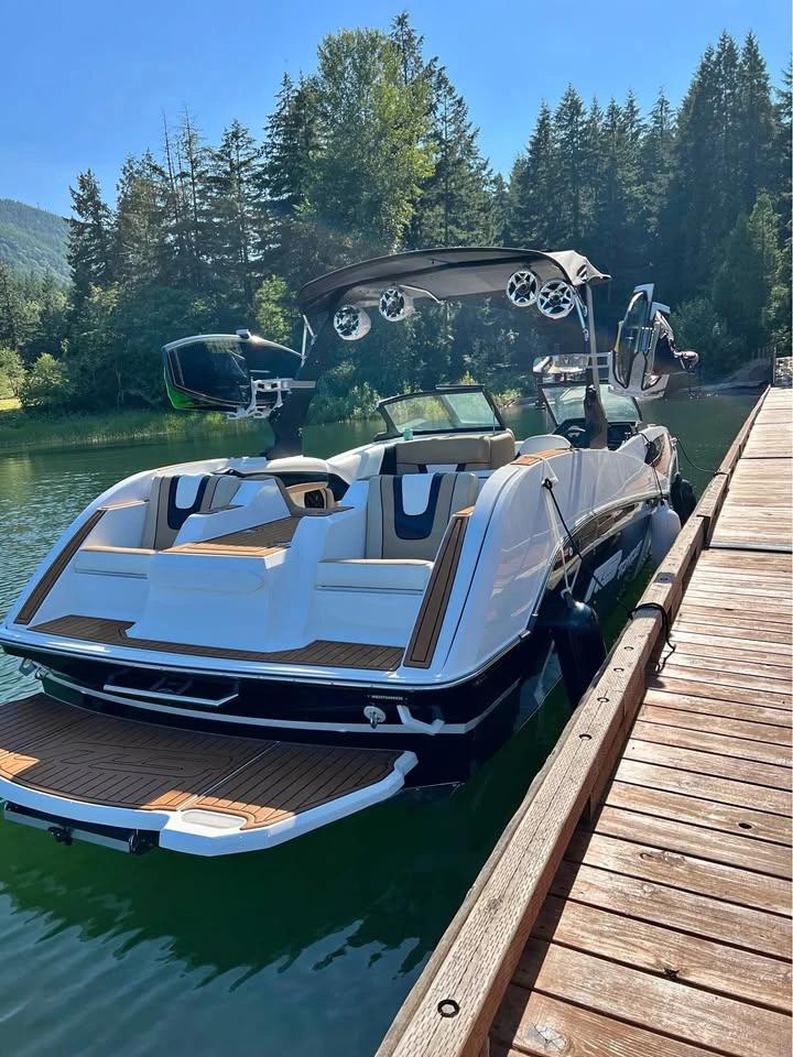 2020 MB Sports F24 Tomcat