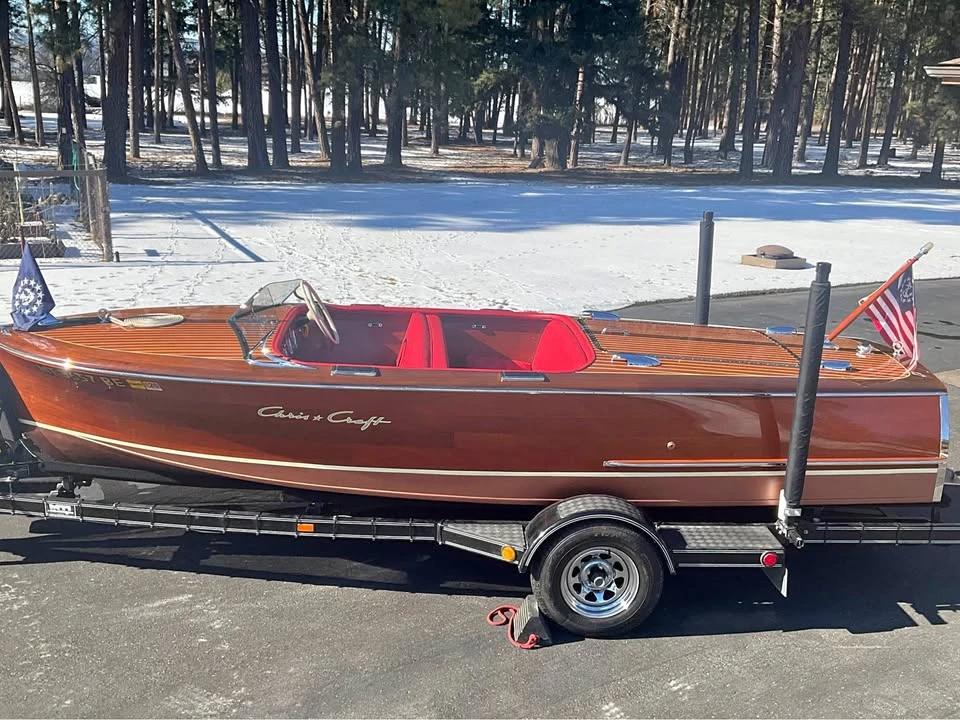 1948 Chris-Craft Deluxe Runabout