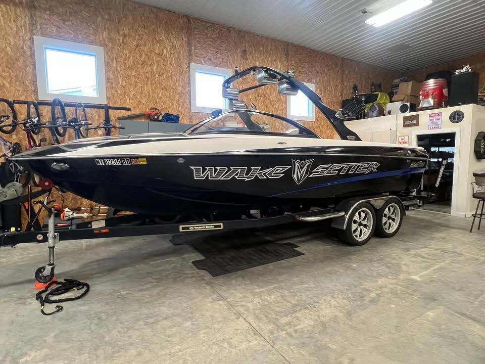 2008 Malibu Wakesetter 247 LSV