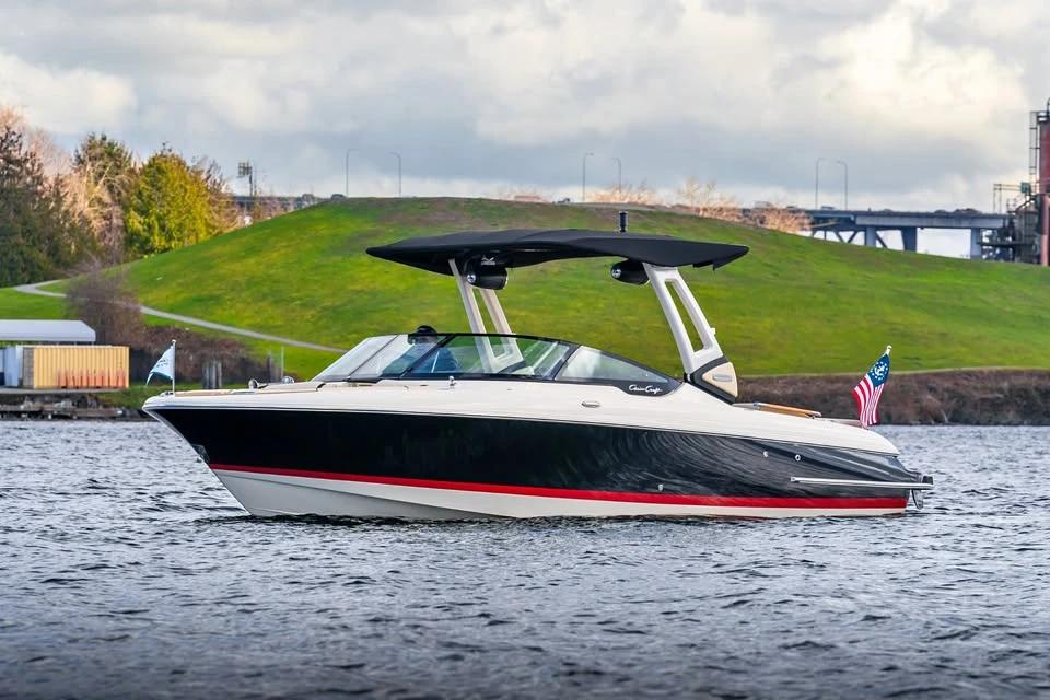 2025 Chirs-Craft sportster 25 wake surf edition