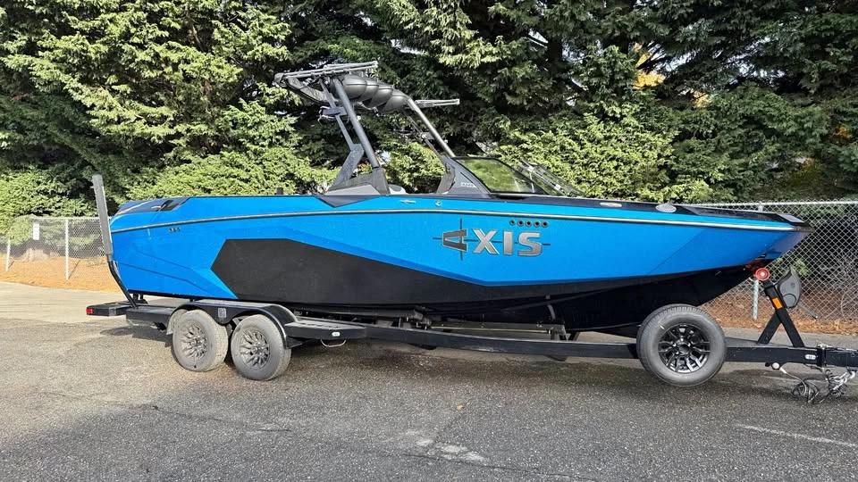 2025 Axis a245