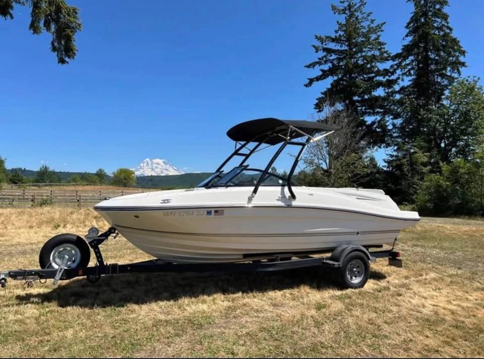 2016 Bayliner Vr5