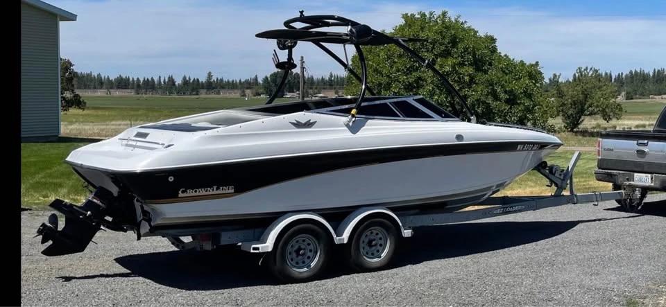 1995 crownline 22.5 BR BR