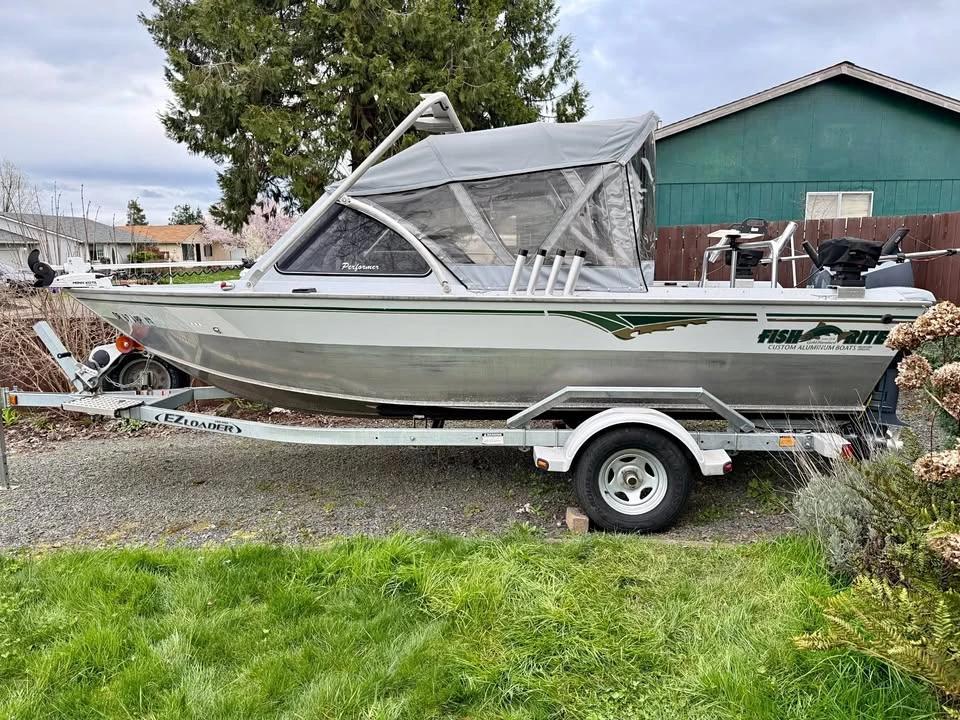 2004 Fish Rite Performer 19