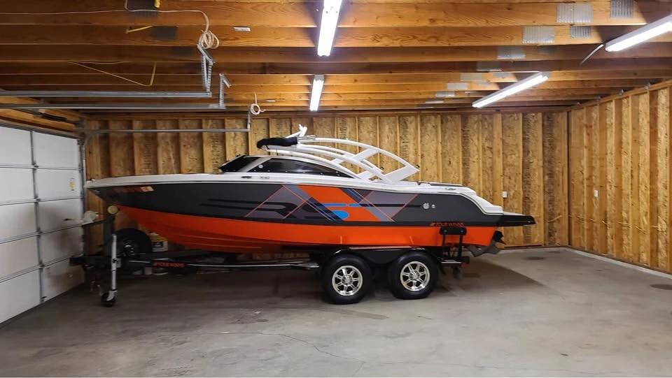 2017 Four Winns H190
