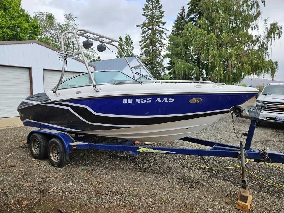 2002 chaparral 196 ssi ski boat