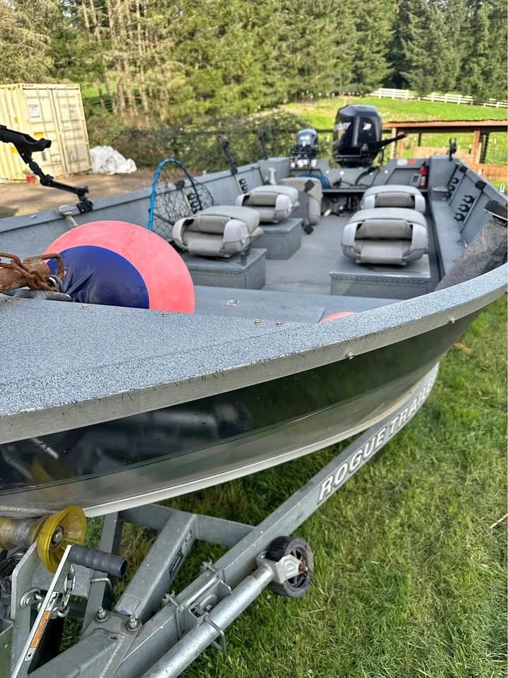 2008 Rogue 18’ Aluminum Boat