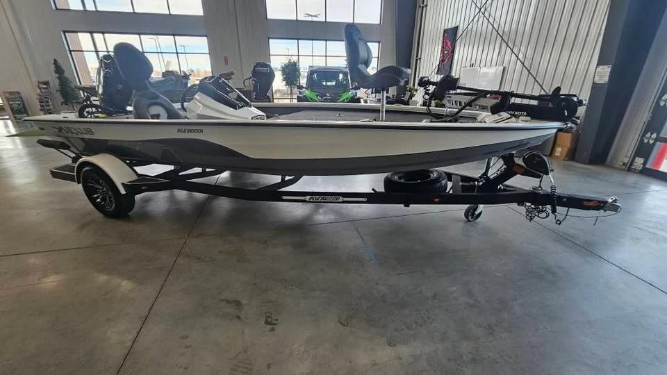 2019 Vexus AVX 1880