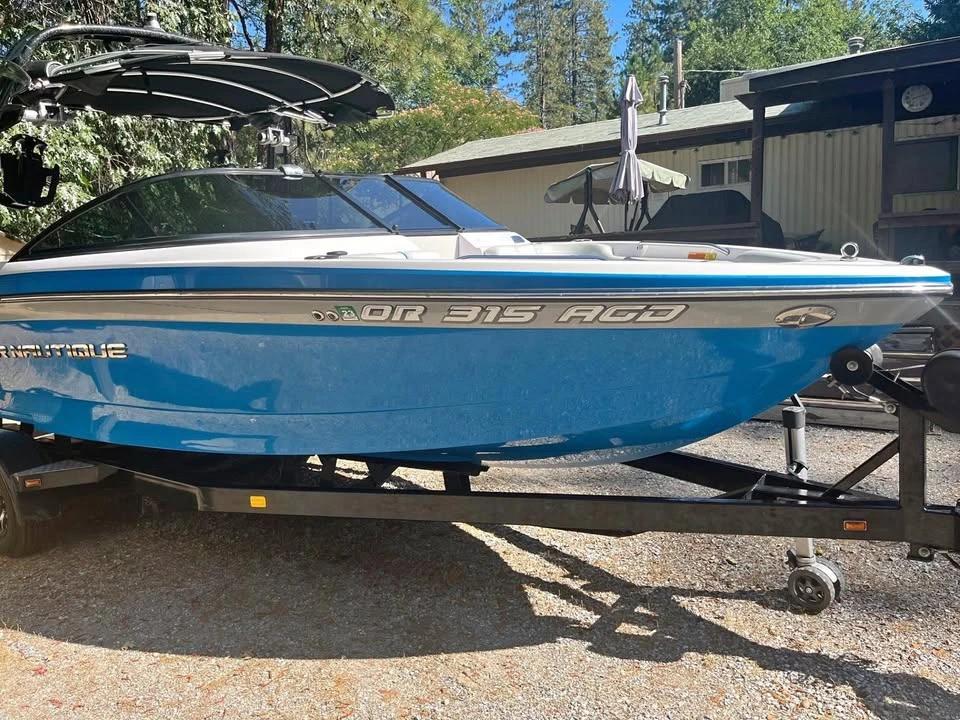 2012 Nautique Super Air Nautique 230