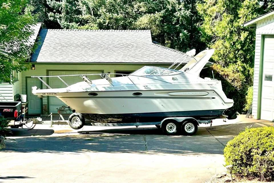 1997 Maxum 2700 SCR