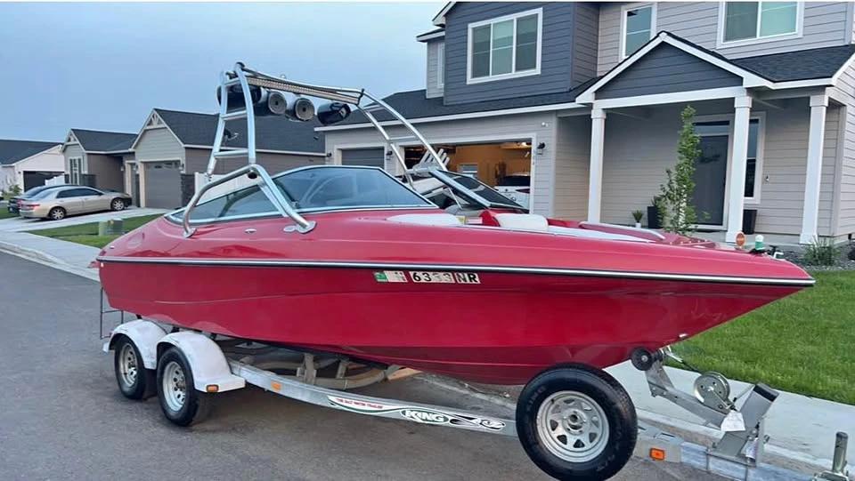2005 2005 Milan runabout 210 DX