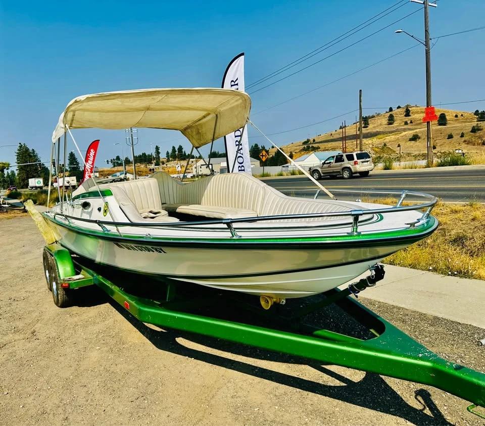 1974 Bayliner Tahiti W/350 Corvette Motor 350 Corvette