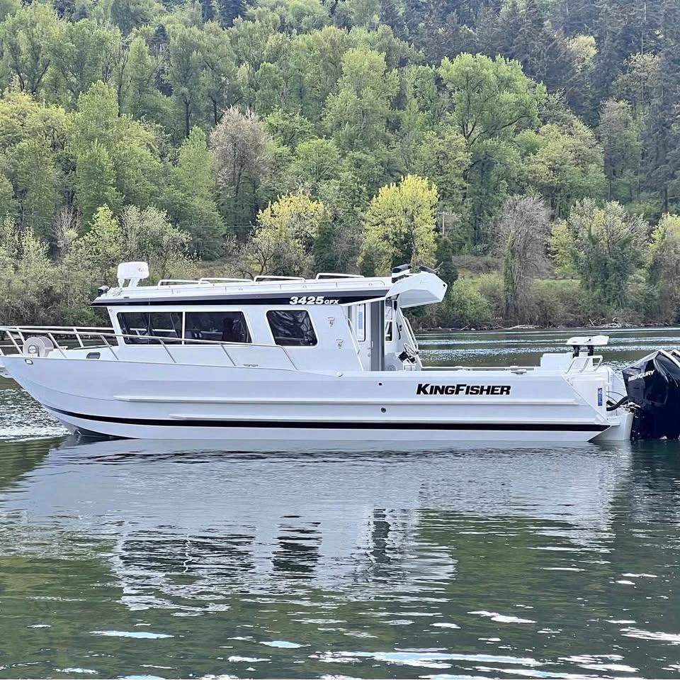 2026 KingFisher 3425 GFX