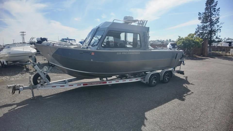 2022 Raider 220 profisherman 220 Pro Fisherman