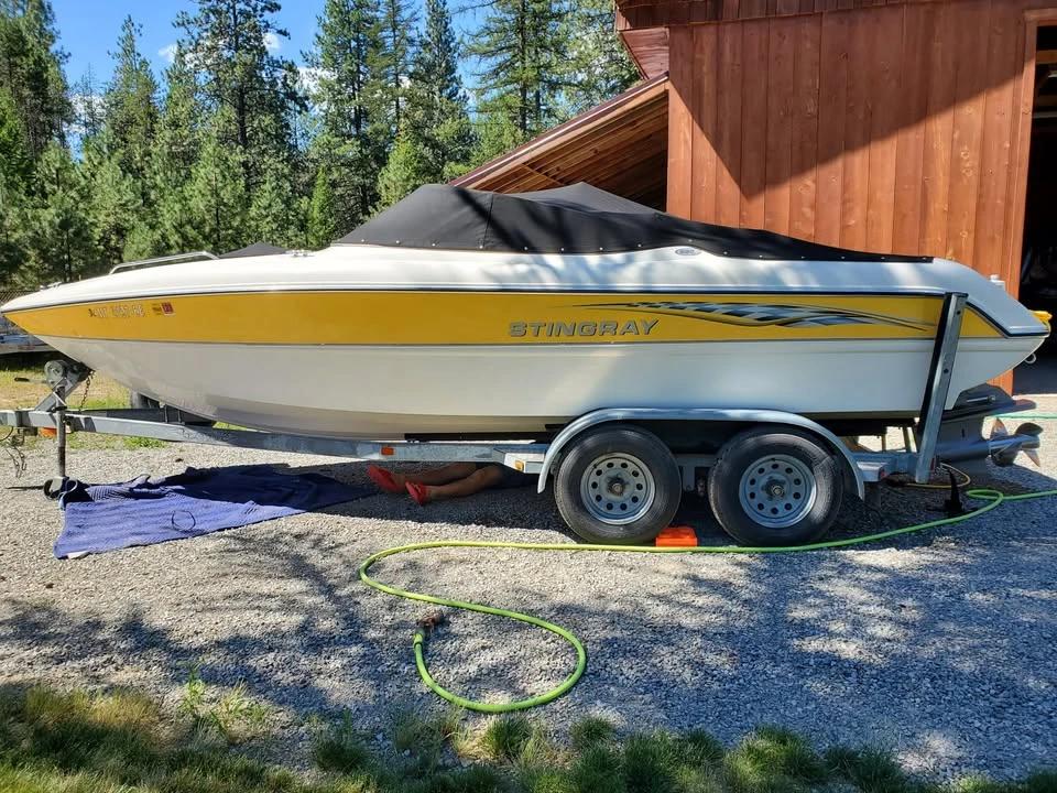 2003 Stingray 220 LX