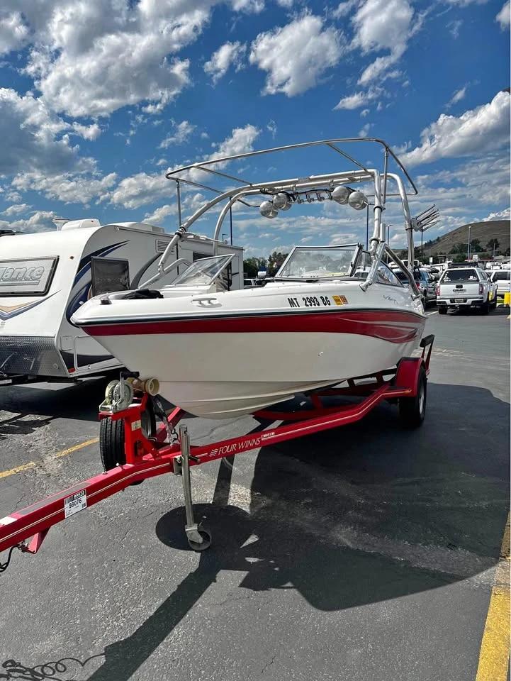 2005 Four Winns 19 LE