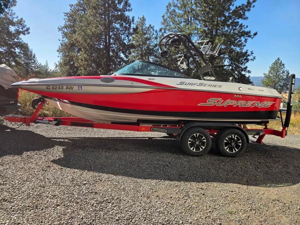 2017 Supreme s21