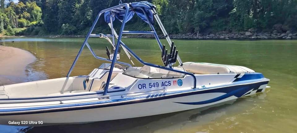 2001 Open Bow Ski Boat