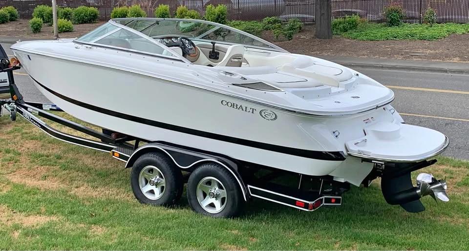 2006 Cobalt 260