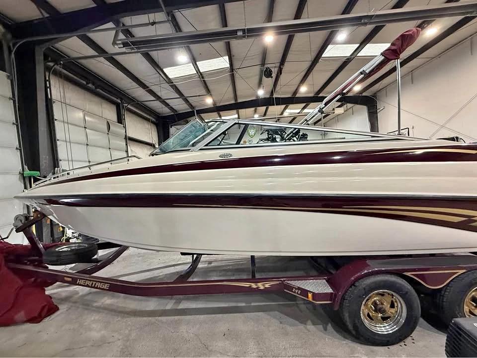 1998 Crownline 248BR