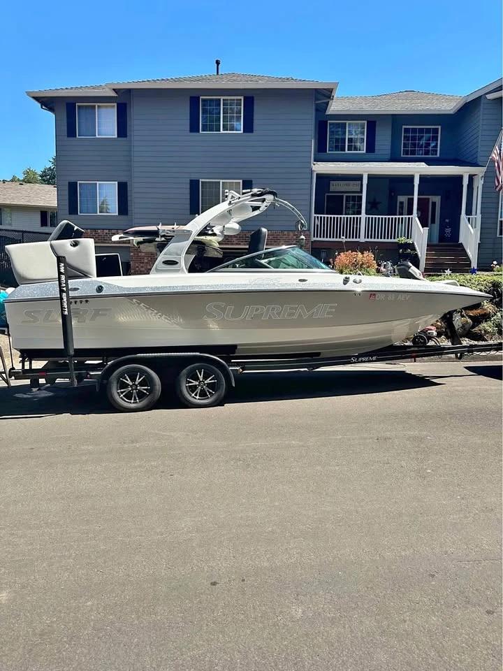 2013 Supreme V226