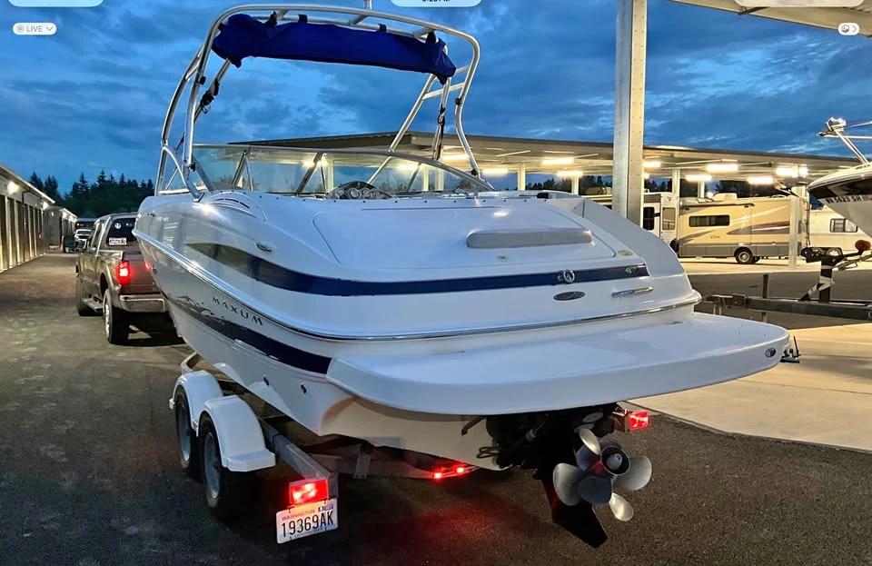 2005 2400SR Maxum Bowrider Boat SR Maxum