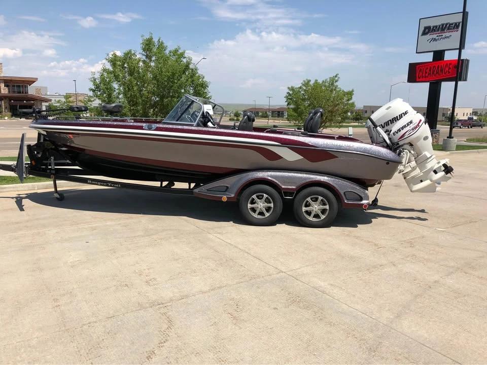 2011 Ranger 621 VS