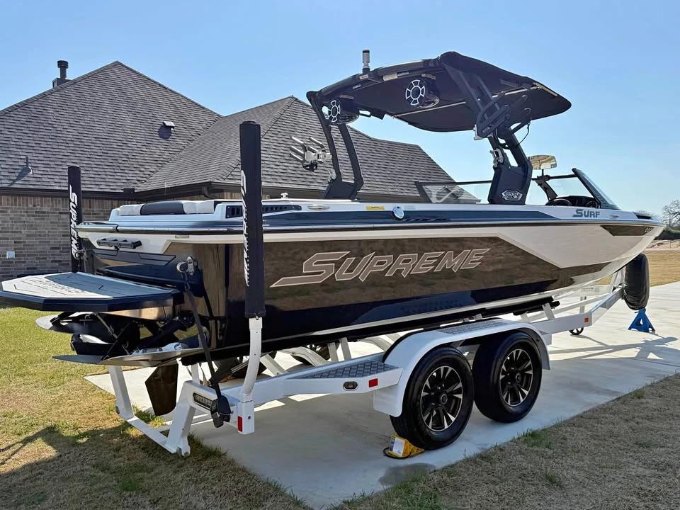 2019 Supreme S224